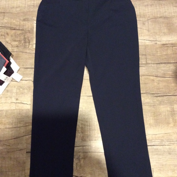 ALFANI NWT Modern Navy size 12P Straight leg pants - Picture 2 of 7